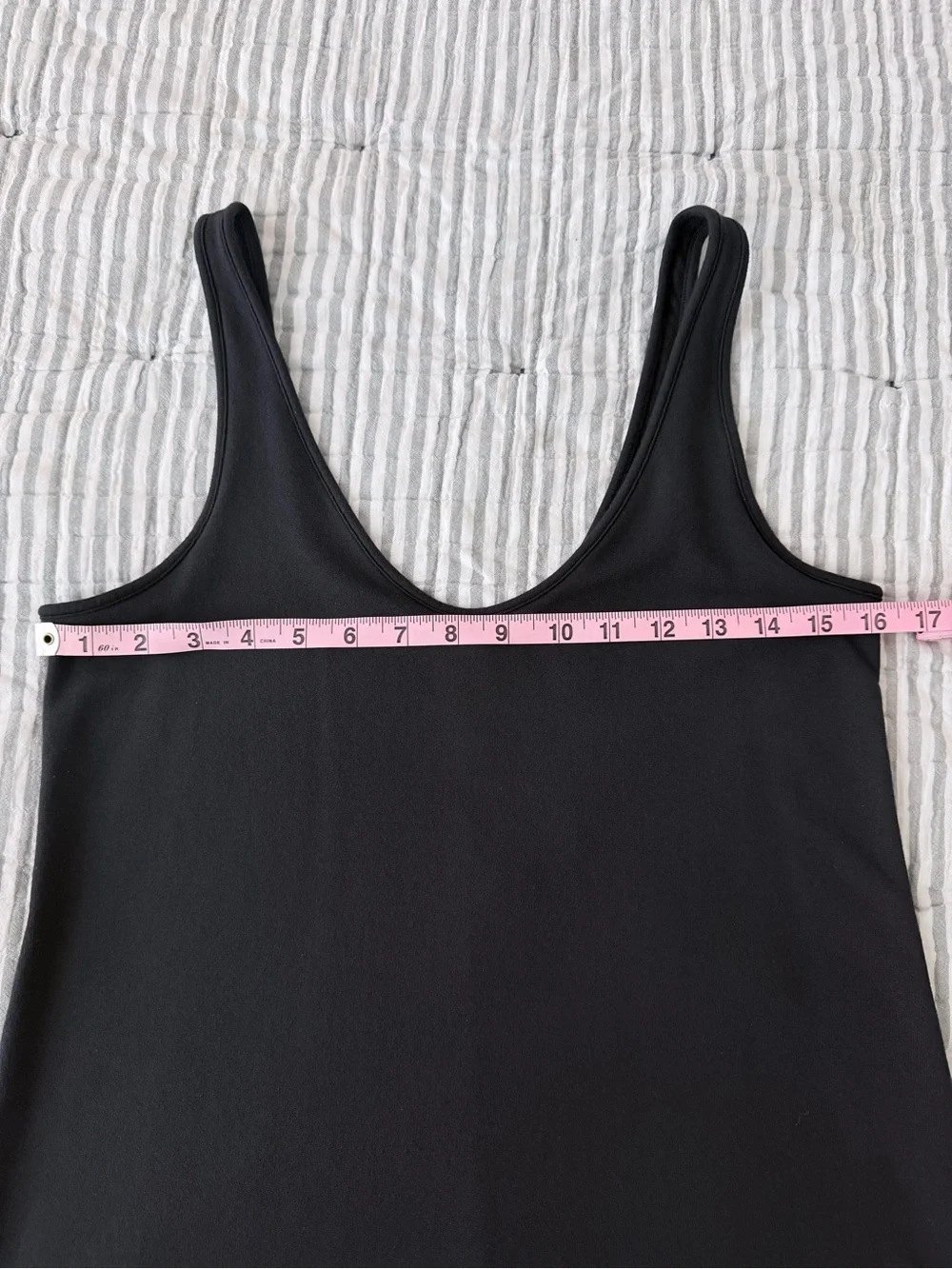 Lululemon NWT BeCalm V-Neck Tank Black Size Small Soft Modal French Terry